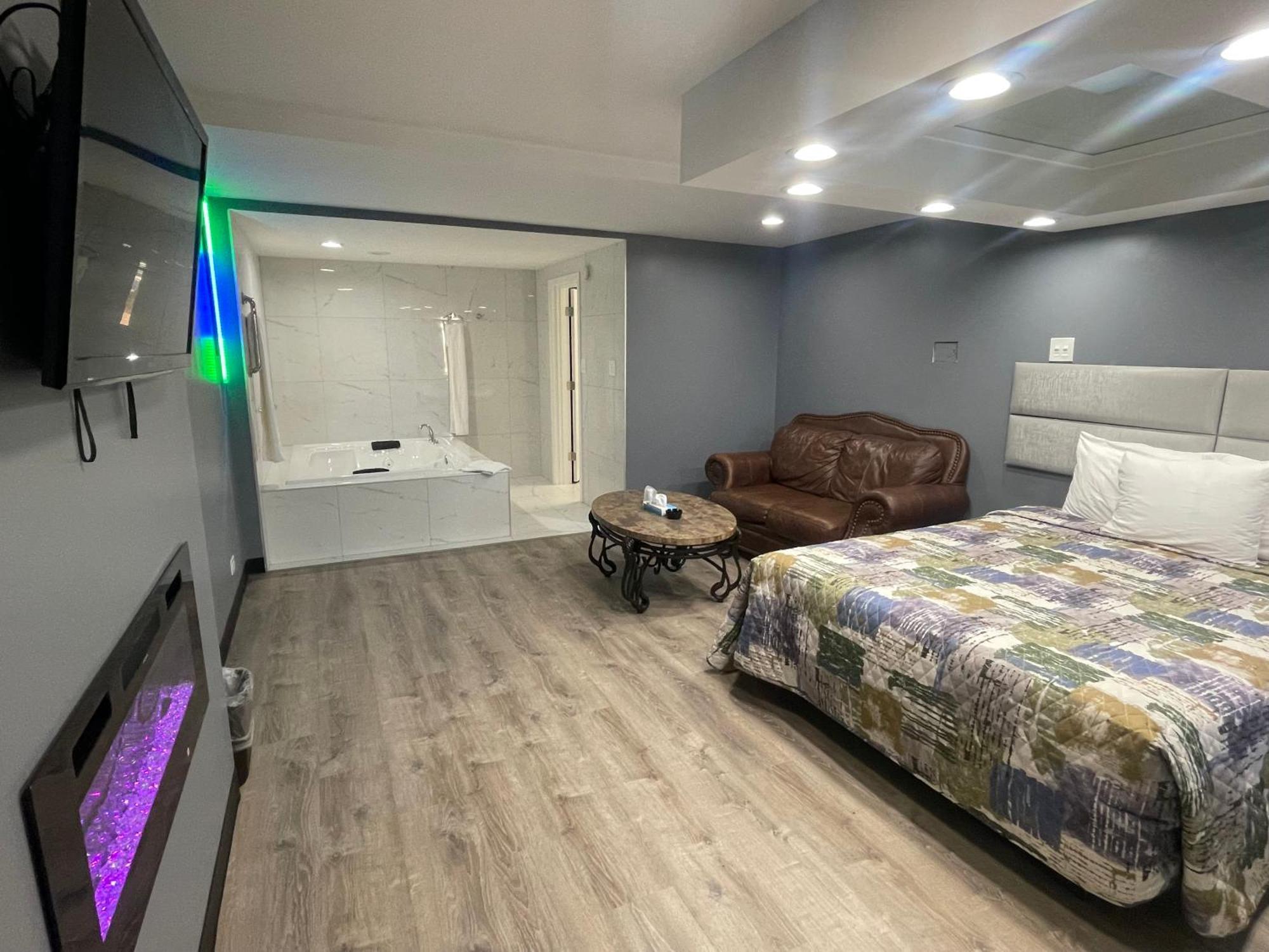 Midway Inn & Suites Oak Lawn Bagian luar foto